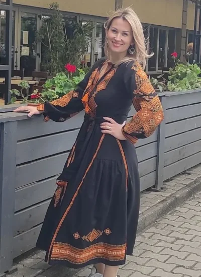 Angela 236